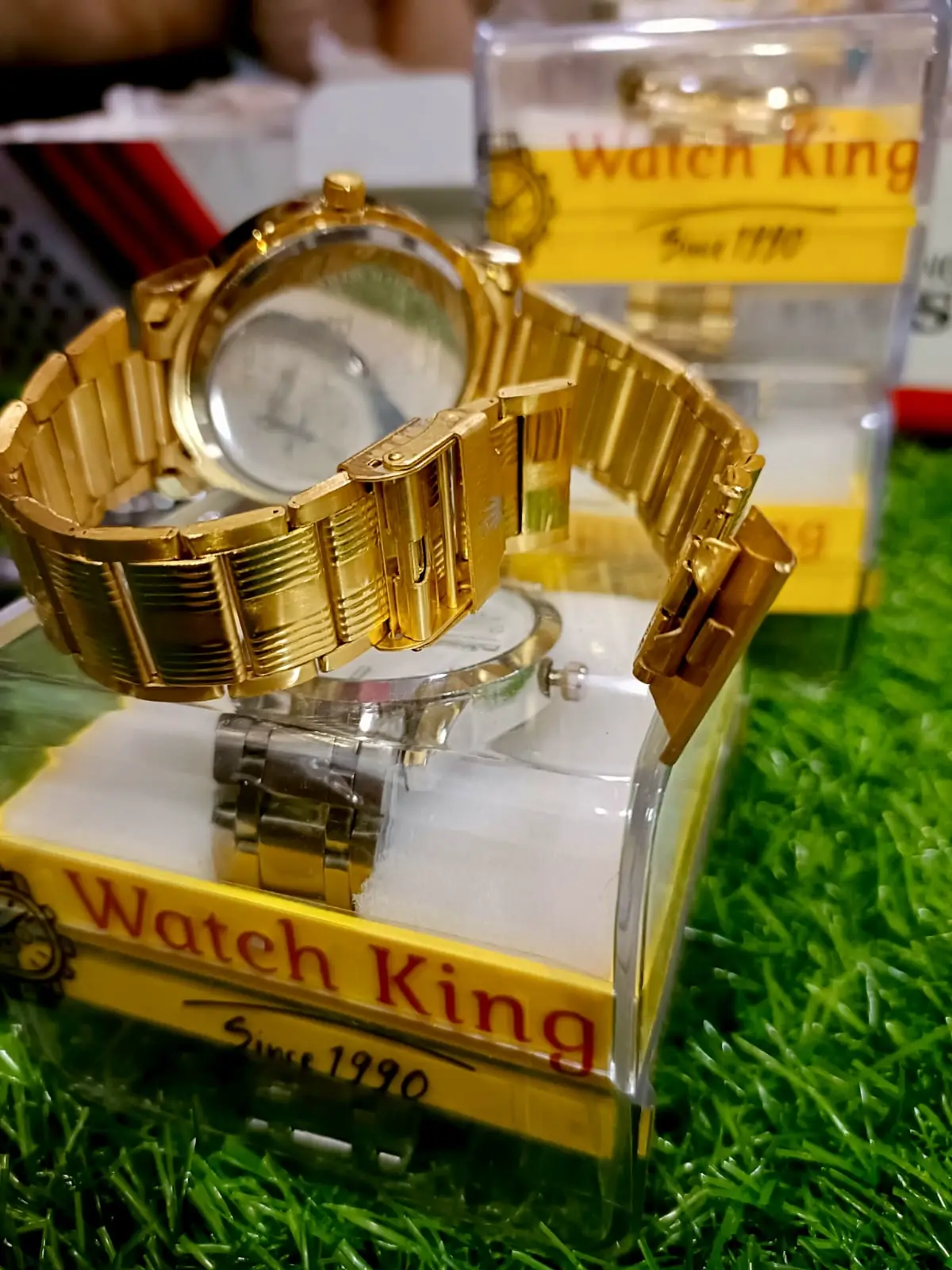 ™ Rolex Watch _ Buy 1 Get 1 Free - 800 Rs.