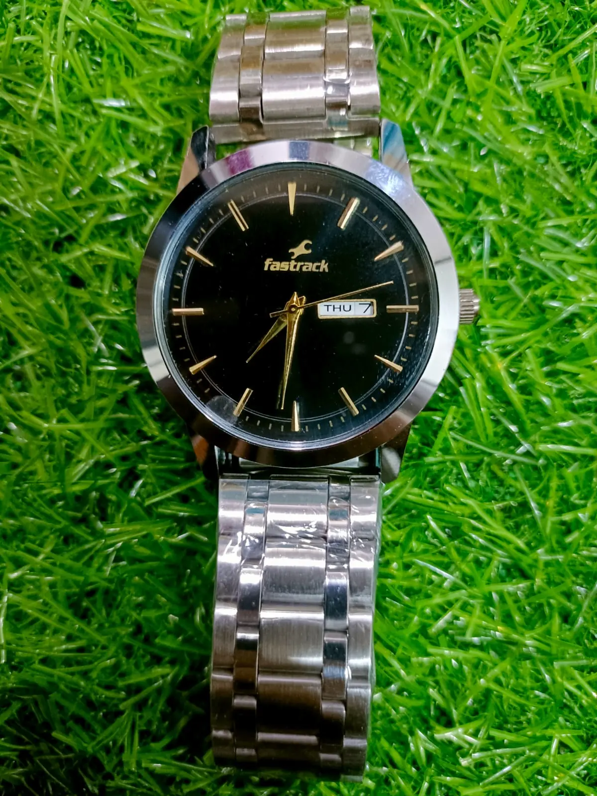 ™ Fastrack Watches _ Buy 1 Get 1 Free - 800Rs.