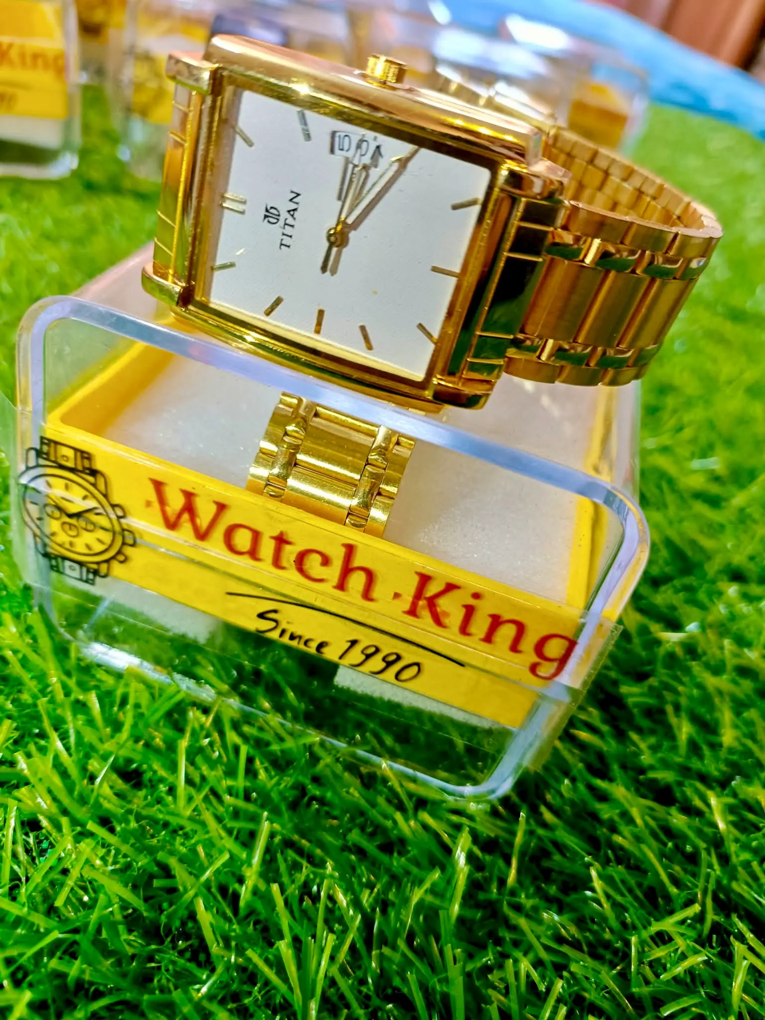 ™ Titan Gold Premium Watches _ Buy 1 Get 1 Free - 800 Rs.